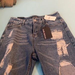 Fashion nova ripped jeans